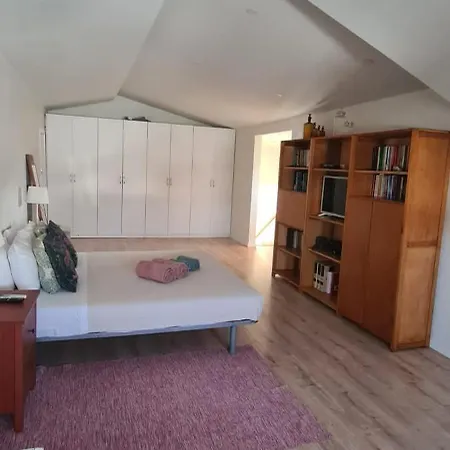 Caparica-Pool And Walking Distance To The Beach *