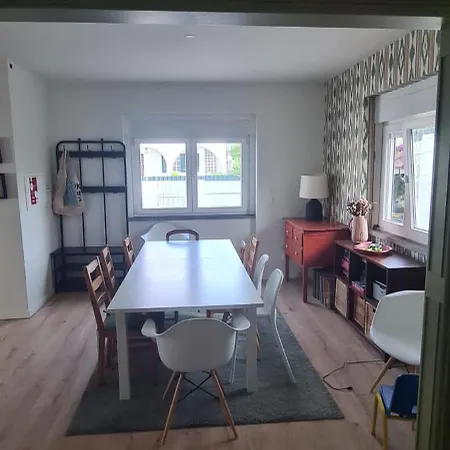 Caparica-Pool And Walking Distance To The Beach *